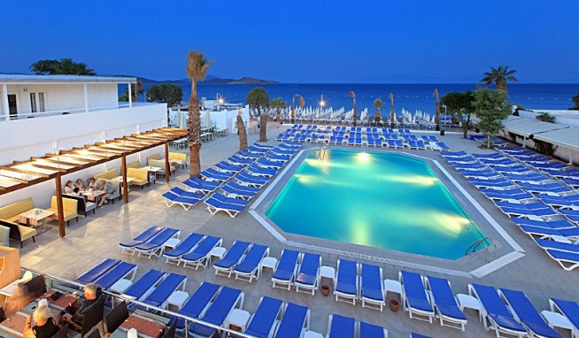 Petunya Beach recenze