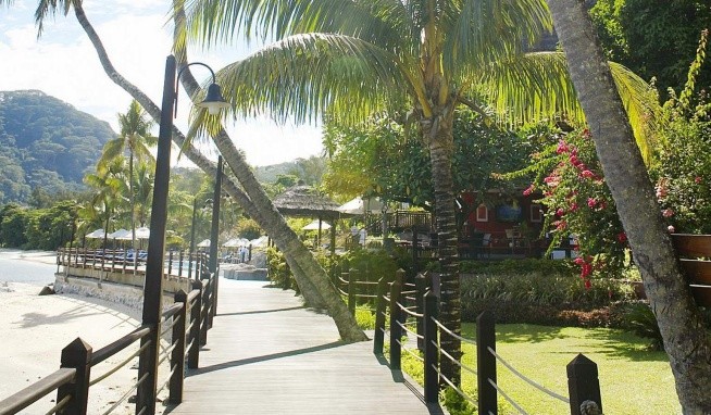 Le Meridien Fisherman´s Cove recenze