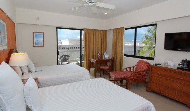 Barcelo Occidental Tucancun recenze