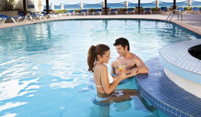 Barcelo Occidental Tucancun opinie