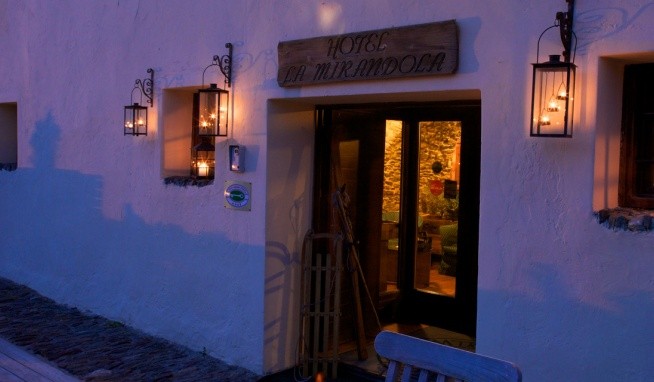 La Mirandola recenze