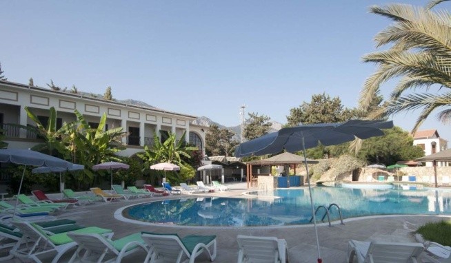 Lapethos Resort Hotel & Spa recenzie