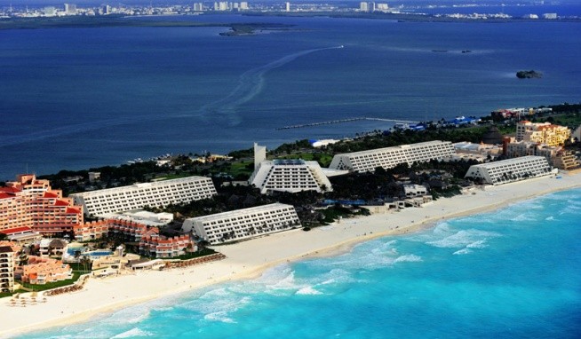 The Pyramid at Grand Oasis Cancún recenze