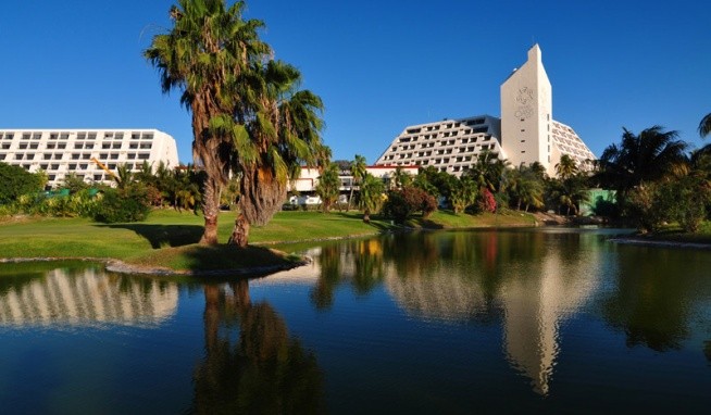 The Pyramid at Grand Oasis Cancún recenze