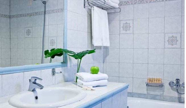 Santo Miramare recenzie