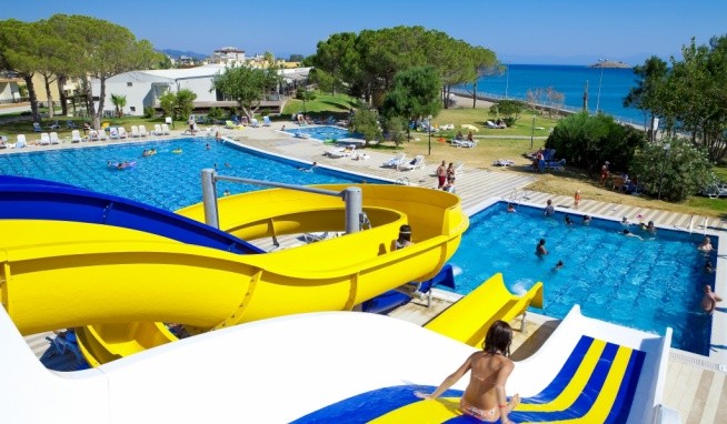 Royal Beach Club (ex. Grand Sahin's Gumuldur Resort) opinie