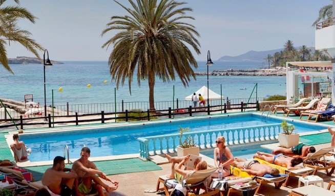 Ibiza Playa (Figueretas) recenzie