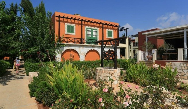 Panas Holiday Village recenze