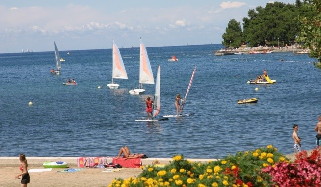 Zorna Plava Laguna értékelés