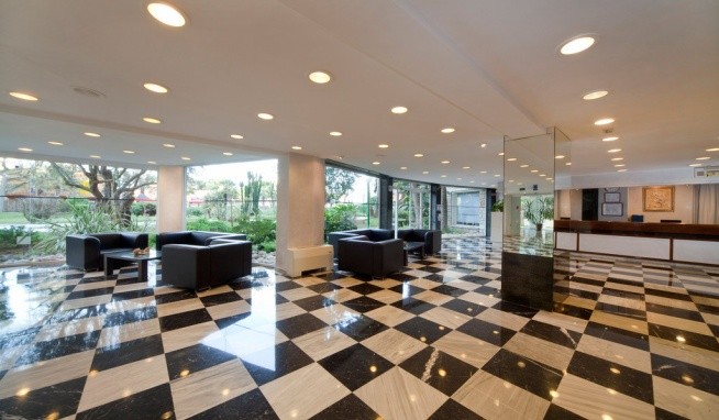 MAC Garonda recenzie