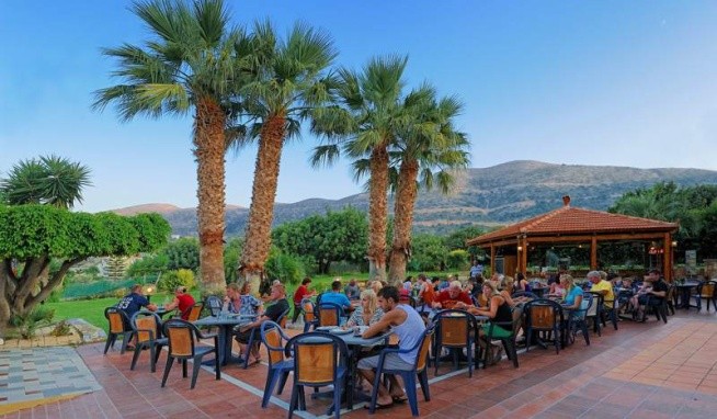 Paloma Garden & Corina recenzie