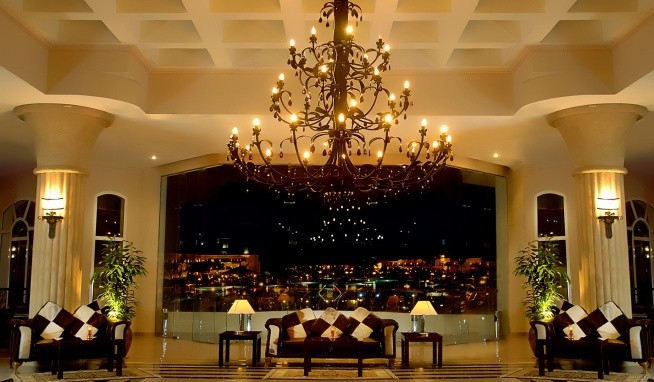 Albatros Royal Moderna értékelés