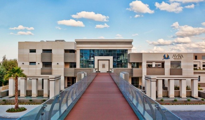 Avra Imperial Beach Resort and Spa recenzie