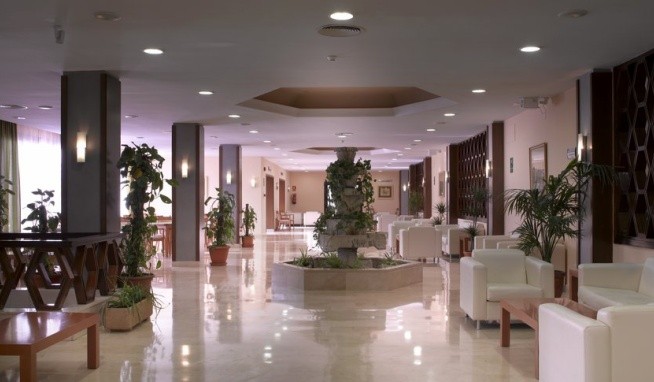 Fiesta Tanit recenze