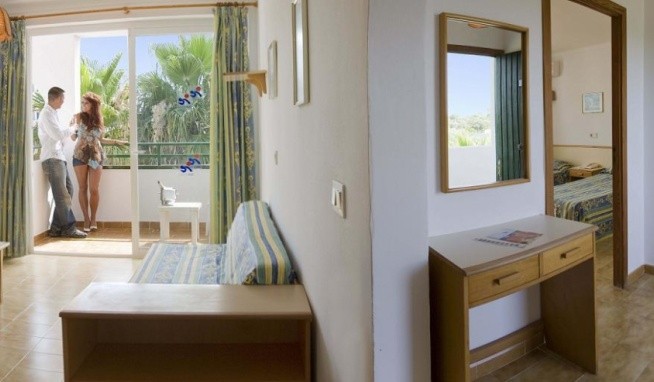 Ola Aparthotel Cecilia recenze