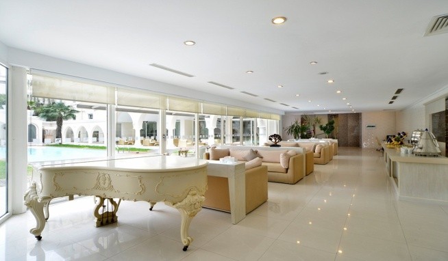 Holiday Inn City recenzie