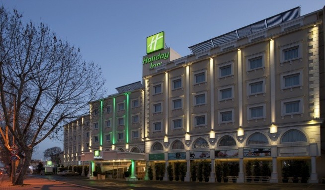 Holiday Inn City recenze