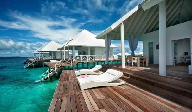 Diamonds Thudufushi Beach & Water Villas recenze