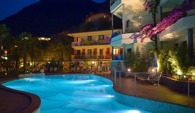 Royal Village opinie