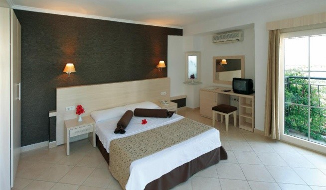 Holiday Inn Resort Bodrum recenze