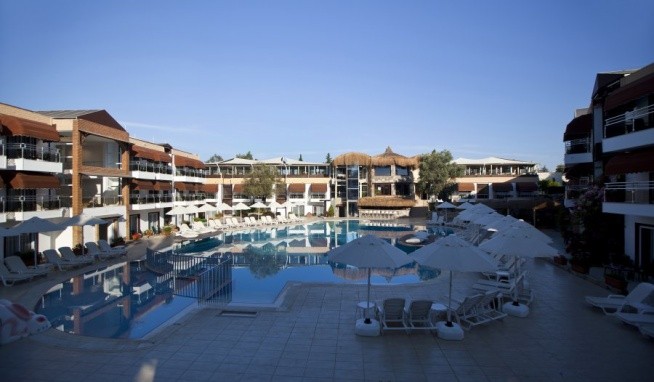 Risa (Bitez) recenze