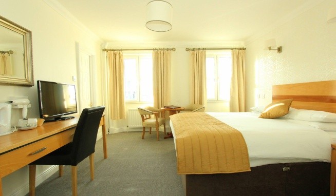 Castle (cork) recenze