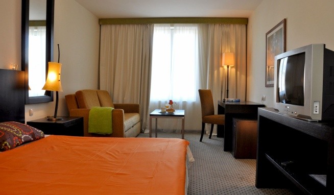 International ( ex Rab) recenzie