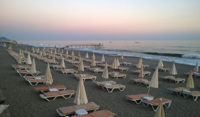 Happy Elegant recenzie