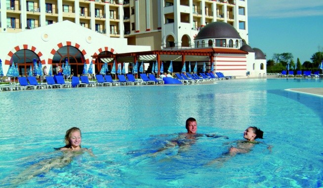 Alua Helios Bay opinie