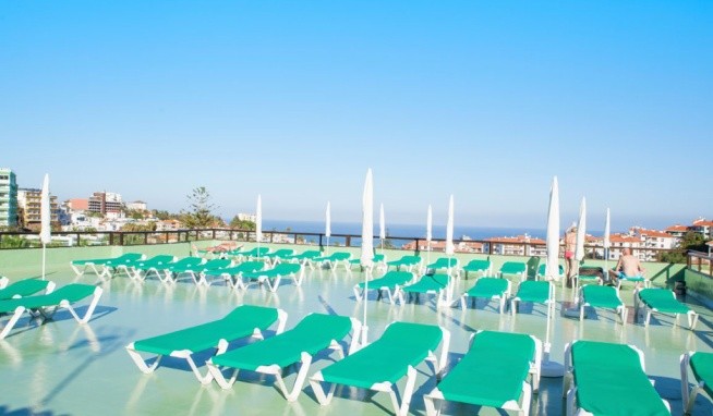 Perla Tenerife recenze