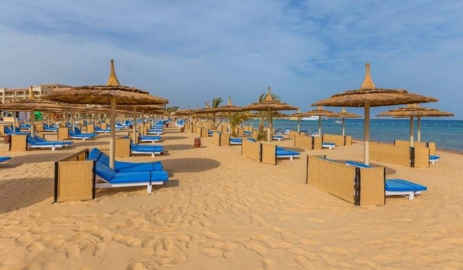 Pickalbatros White Beach Resort recenze