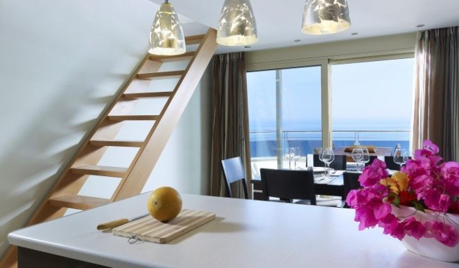 Macaris Suites & Spa. recenze