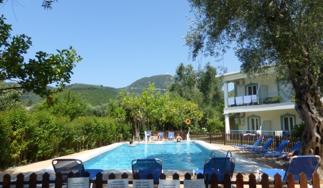 Garden House studia recenze