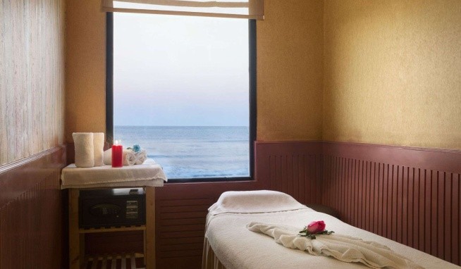 Ramada by Wyndham Beach értékelés