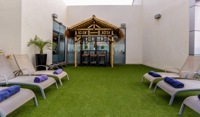 First Central Hotel Suites opinie