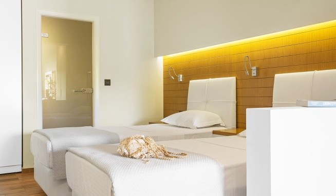 San Panteleimon recenzie