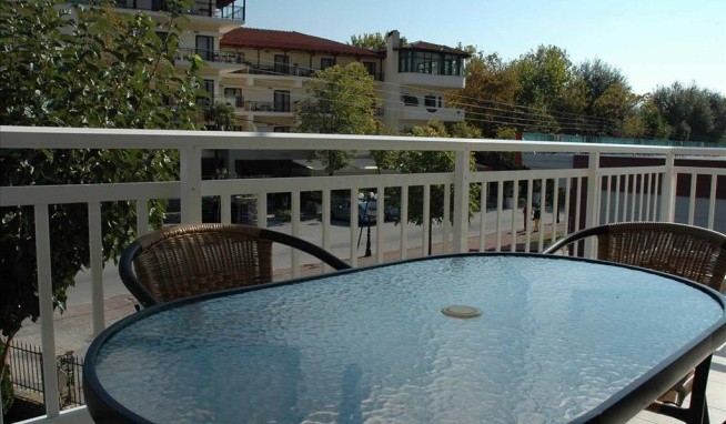 San Panteleimon recenze