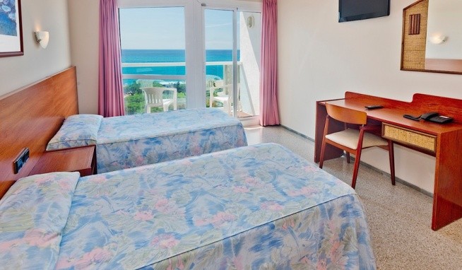 Cartago Nova by Alegria recenzie