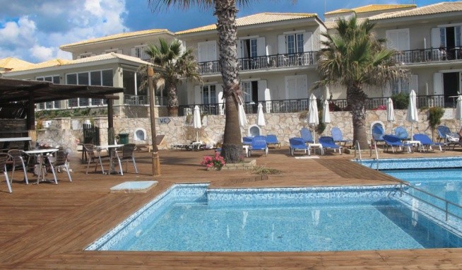 Crystal Beach recenzie