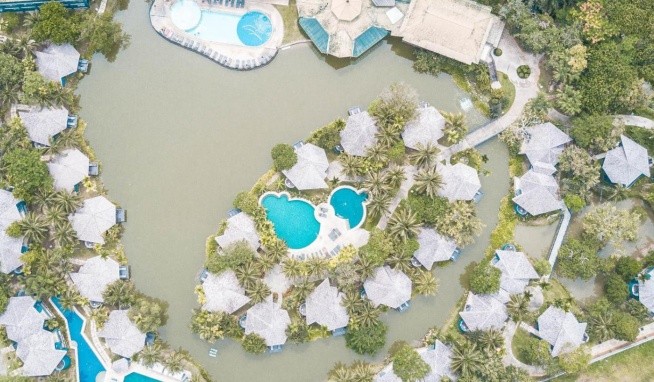 Peace Laguna Resort recenze