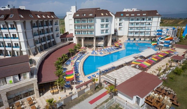 Ramada Resort Side recenze