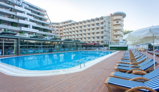 Doganay Beach Club recenze