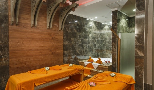 Well Palace Side (ex. Side Crown Charm Palace) opinie