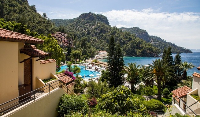 Hillside Beach Club opinie