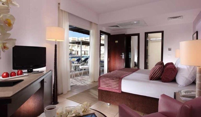 Jaz Sharks Bay recenzie