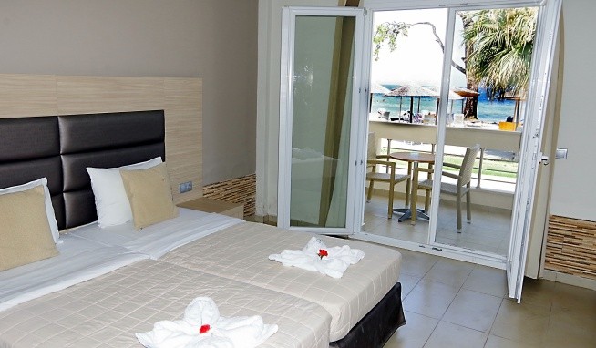 Rachoni Beach & Resort recenze