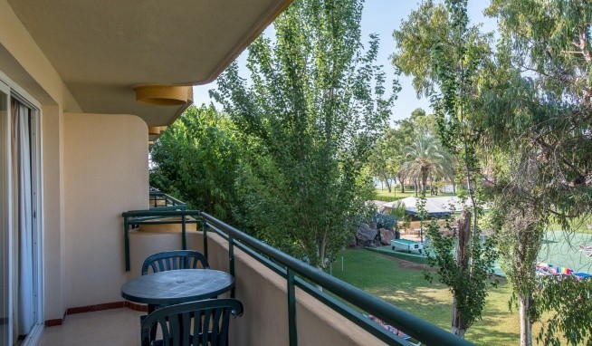 Bellevue Club recenzie