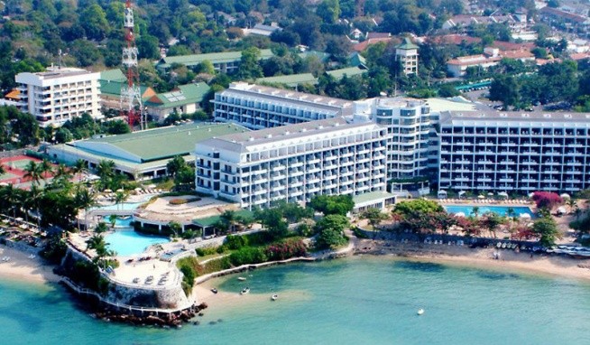 Dusit Thani Pattaya Resort opinie