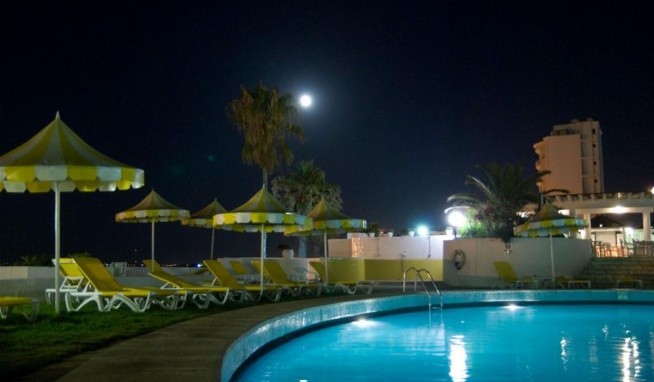 Nahrawess Boujaafar recenze