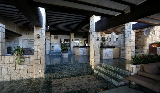 Dionysos Central opinie